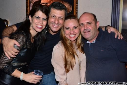 Coluna Social de OsPaparazzi acompanha aniversário de Fauez Rachid