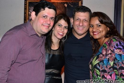 Coluna Social de OsPaparazzi acompanha aniversário de Fauez Rachid