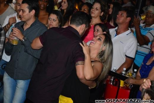 Coluna Social de OsPaparazzi acompanha aniversário de Fauez Rachid