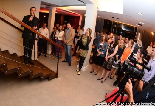 Florense reinaugura com apresentação do novo showroom