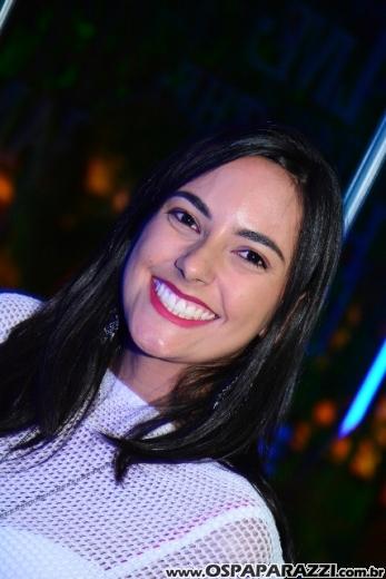 A invasão Pirada no Pub Dunluce ataca Leandro Benavides em festa