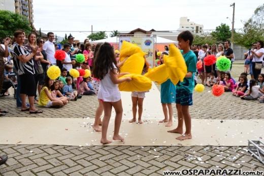 Bicho Papão repete o sucesso com Uma Volta ao Passado II