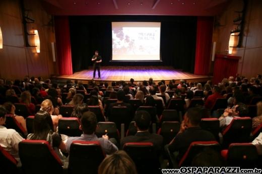 Rodrigo Pimentel te ensina a Construir uma Tropa de Elite no Teatro Colinas