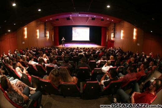 Rodrigo Pimentel te ensina a Construir uma Tropa de Elite no Teatro Colinas