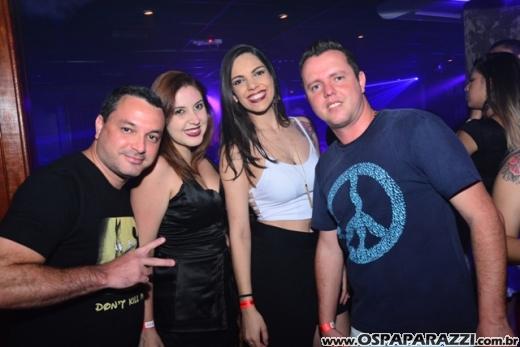 Talis e Welinton sempre voltam ao palco do espaço reservado do Guten Club