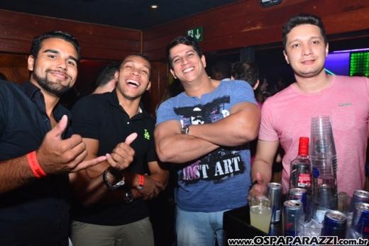 Talis e Welinton sempre voltam ao palco do espaço reservado do Guten Club