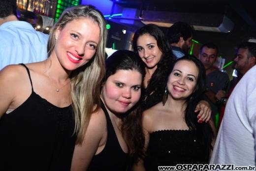 Talis e Welinton sempre voltam ao palco do espaço reservado do Guten Club