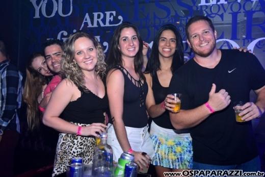 Talis e Welinton sempre voltam ao palco do espaço reservado do Guten Club