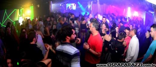 Talis e Welinton sempre voltam ao palco do espaço reservado do Guten Club