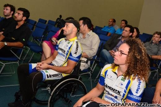 ProShock e Vemex entregam HandBike Bólido para os os campeões brasileiros