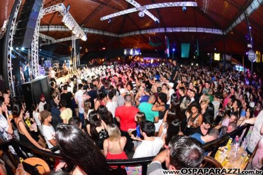Natal da Estância Nativa Sertaneja é com Tati Zaqui