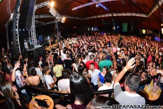 Natal da Estância Nativa Sertaneja é com Tati Zaqui