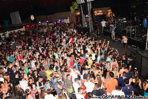 Natal da Estância Nativa Sertaneja é com Tati Zaqui