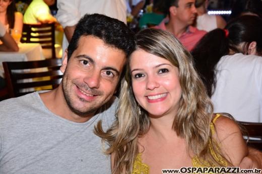Rogerio Souza celebra a noite de réveillon com clientes e amigos do Guten Bier