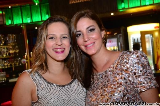 Rogerio Souza celebra a noite de réveillon com clientes e amigos do Guten Bier