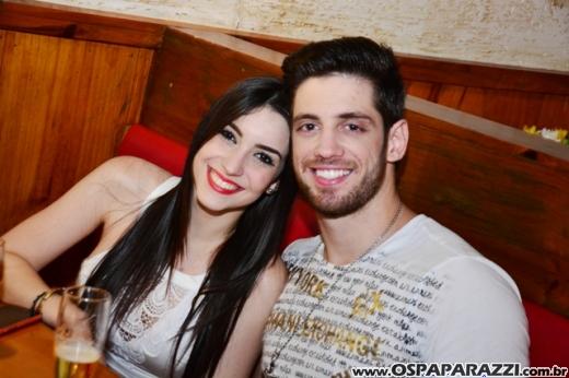 Rogerio Souza celebra a noite de réveillon com clientes e amigos do Guten Bier