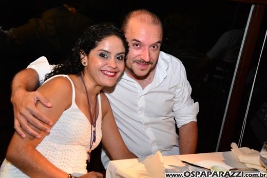 Rogerio Souza celebra a noite de réveillon com clientes e amigos do Guten Bier