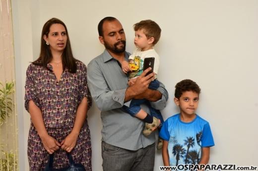 Fernanda Heringer e Junior Ferreti trocam alianças em 30 de dezembro