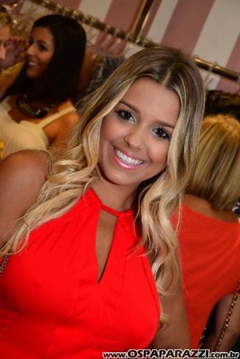 Dress4You chega em SJCampos pelas mãos da empresária Tatiane Banzati