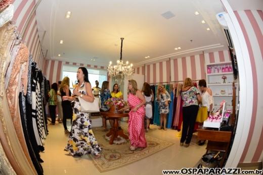 Dress4You chega em SJCampos pelas mãos da empresária Tatiane Banzati