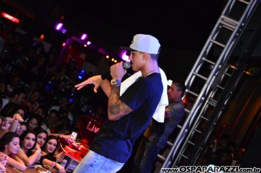 Camila e Haniel + MC Livinho são atrações da Estância Nativa Sertaneja