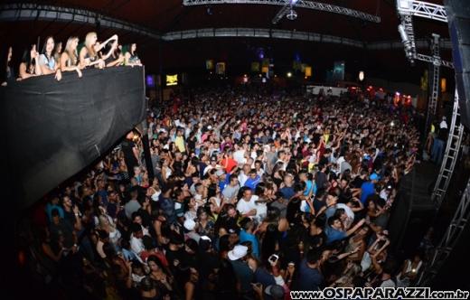 Camila e Haniel + MC Livinho são atrações da Estância Nativa Sertaneja