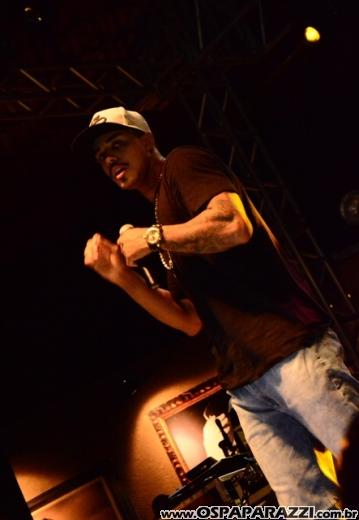 Camila e Haniel + MC Livinho são atrações da Estância Nativa Sertaneja