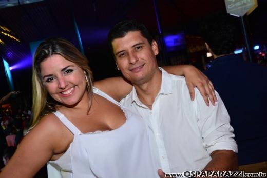 Camila e Haniel + MC Livinho são atrações da Estância Nativa Sertaneja