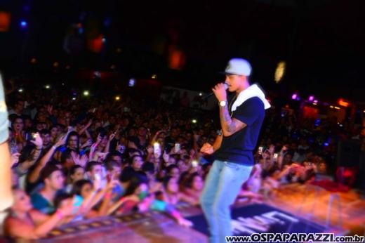 Camila e Haniel + MC Livinho são atrações da Estância Nativa Sertaneja