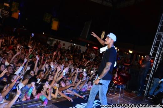 Camila e Haniel + MC Livinho são atrações da Estância Nativa Sertaneja