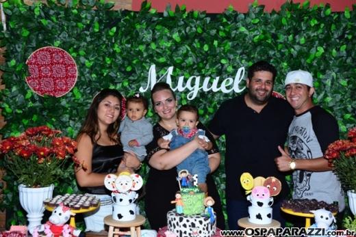 Gilberto Freitas comemora o primeiro aniversário do netinho Miguel