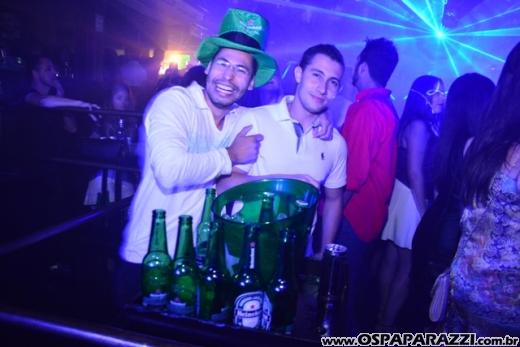 A cor verde invade o Guten Bier + Guten Club no dia de St Patrick