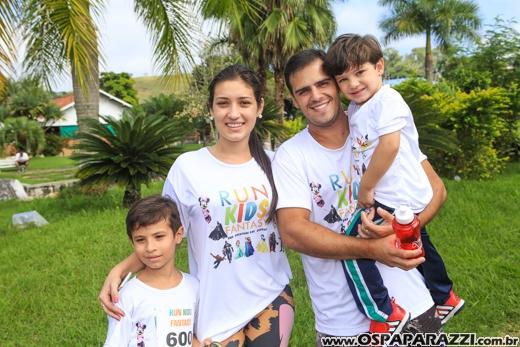 Invictus Produções de Bruno Baroni apresenta Run Kids Fantasy