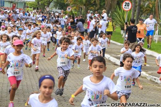 Invictus Produções de Bruno Baroni apresenta Run Kids Fantasy