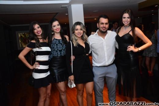 Paulo Camargo capricha na festa de aniversário no Le Palmier Restaurant
