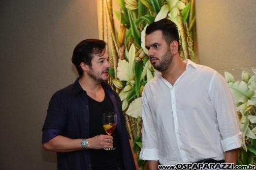 Paulo Camargo capricha na festa de aniversário no Le Palmier Restaurant