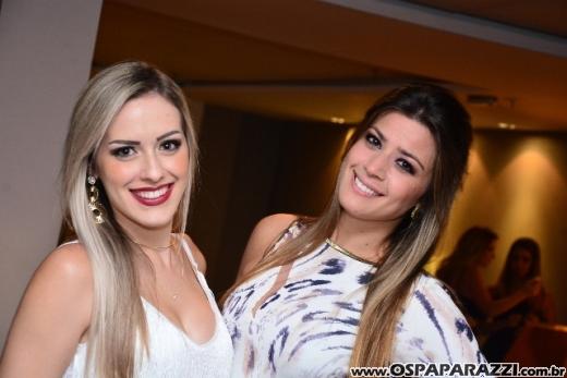Paulo Camargo capricha na festa de aniversário no Le Palmier Restaurant