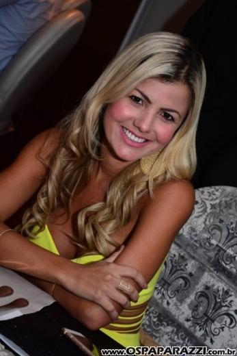 Paulo Camargo capricha na festa de aniversário no Le Palmier Restaurant