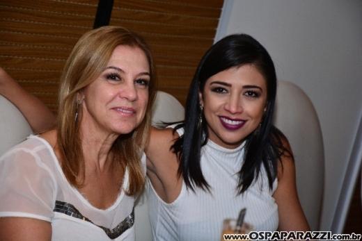 Paulo Camargo capricha na festa de aniversário no Le Palmier Restaurant