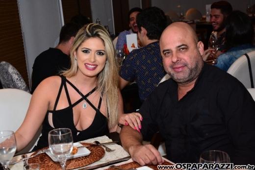 Paulo Camargo capricha na festa de aniversário no Le Palmier Restaurant