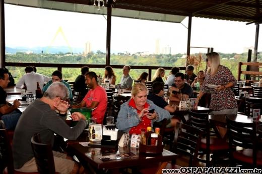 Peleco anuncia o inicio dos almoços aos domingos do Guten Bier