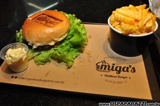 Migas Hamburgueria recebe a imprensa para uma noite de enogastronômia