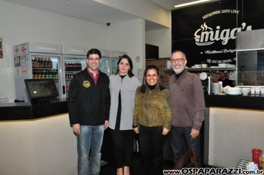 Migas Hamburgueria recebe a imprensa para uma noite de enogastronômia