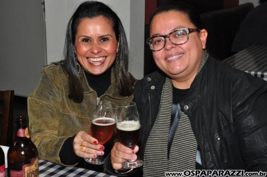 Migas Hamburgueria recebe a imprensa para uma noite de enogastronômia