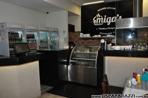 Migas Hamburgueria recebe a imprensa para uma noite de enogastronômia