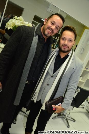 Pierre Carvalho inaugura Mani Capelli Studio de Beleza no Vila Ema