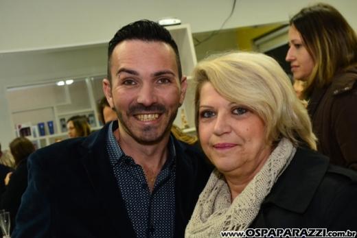Pierre Carvalho inaugura Mani Capelli Studio de Beleza no Vila Ema