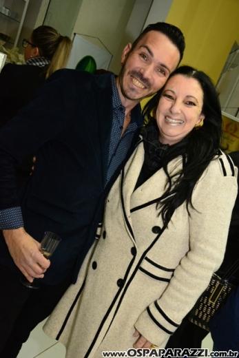 Pierre Carvalho inaugura Mani Capelli Studio de Beleza no Vila Ema