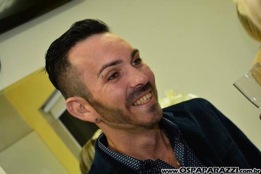 Pierre Carvalho inaugura Mani Capelli Studio de Beleza no Vila Ema