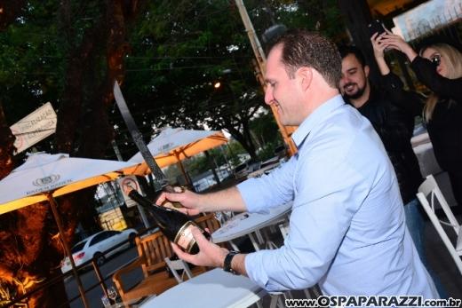 Marcelo Moraes faz sucesso com a 2a. Edição da Champanheria Amicci